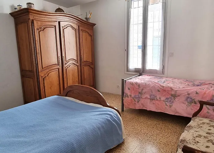 Nyaraló Maison 4 Personnes Avec Terrasse Pres Des Quais A Port-vendres - Fr-1-309-203