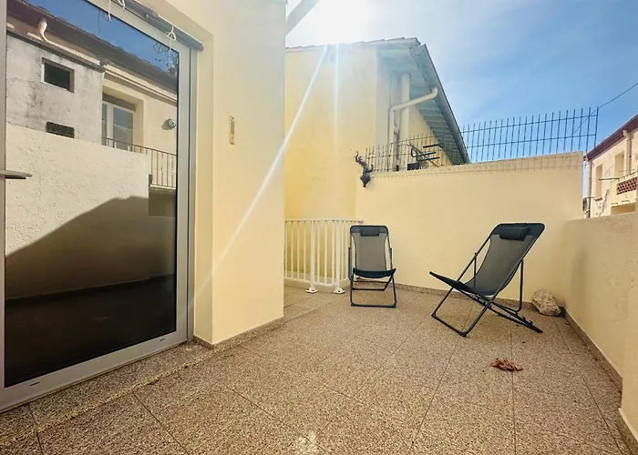 Nyaraló Maison 4 Personnes Avec Terrasse Pres Des Quais A Port-vendres - Fr-1-309-203